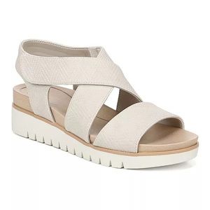 Dr. Scholl’s cream platform sandal